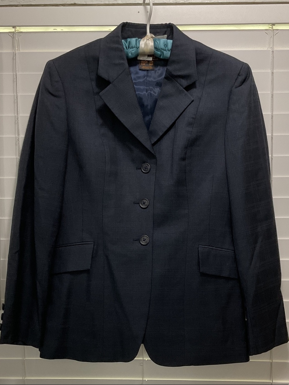 LNWOT Ariat Equestrian Show Coat for Hunters/Jumpers/Equitation in dark Navy
